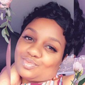 Meet your Posher, Lashawnda